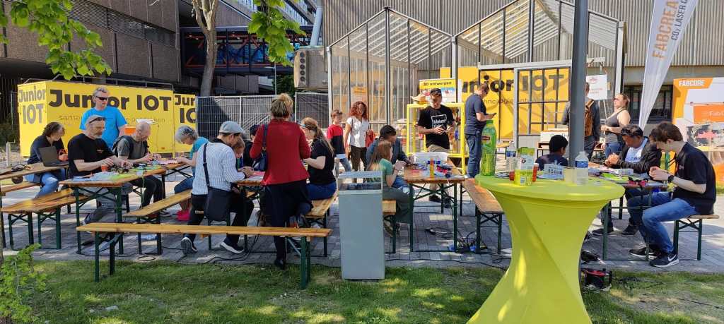 De Junior IOT makerspace - doe jij ook mee? - Maker Faire Eindhoven