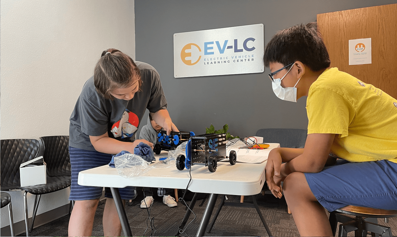 Electric Vehicle Learning Center - Maker Faire Orange County