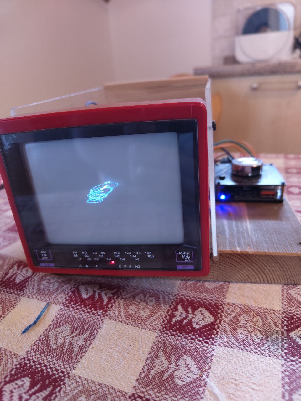 FabLab Belluno: Progetti Spicci - Spettroscopio Audio - Maker Faire Trieste