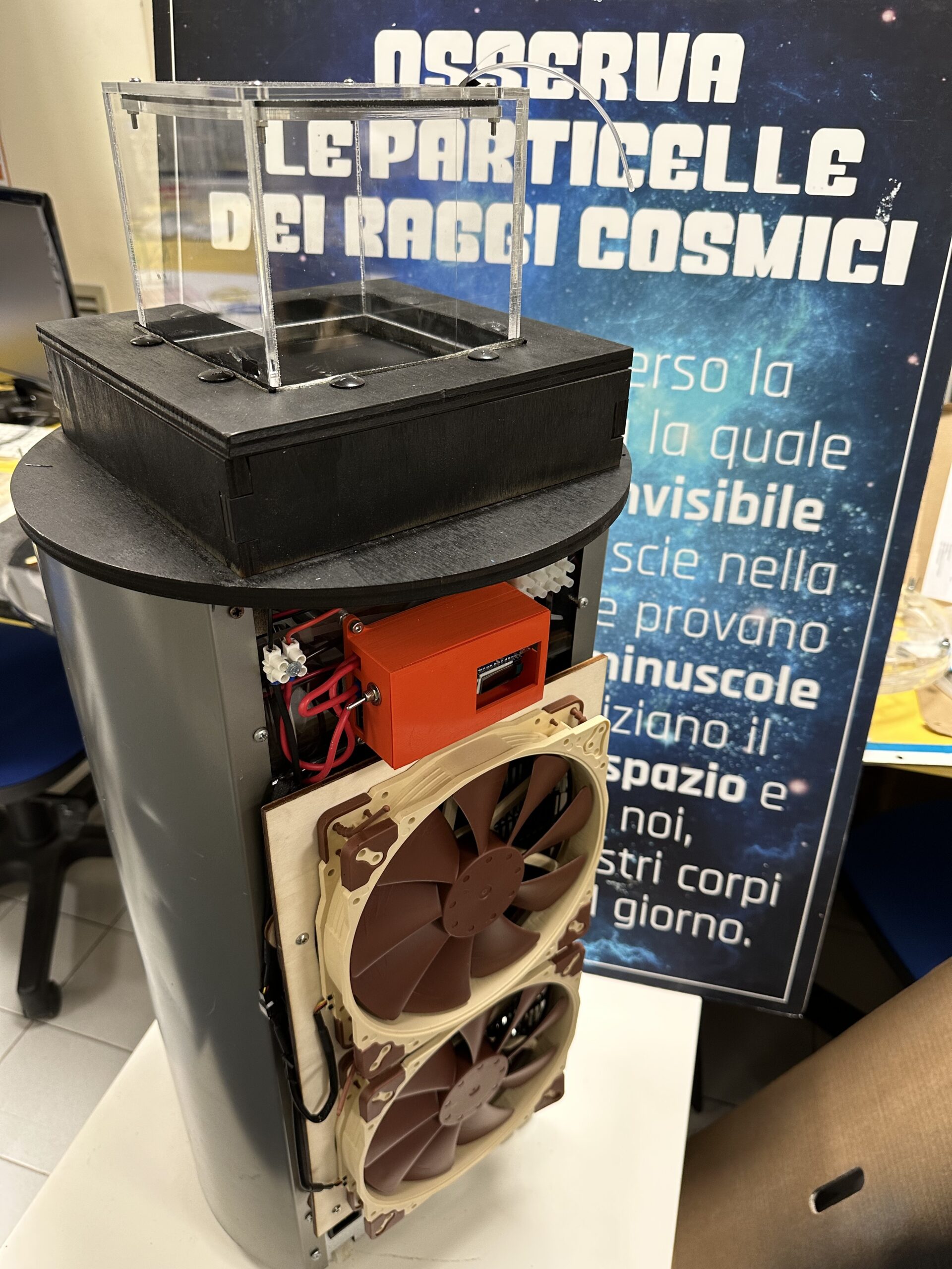 Osservare l'invisibile: Cloud Chamber DIY - Maker Faire Trieste
