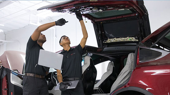 The Growth of The Electric Vehicle Industry and How Miami Dade College Is Contributing - Maker Faire Miami