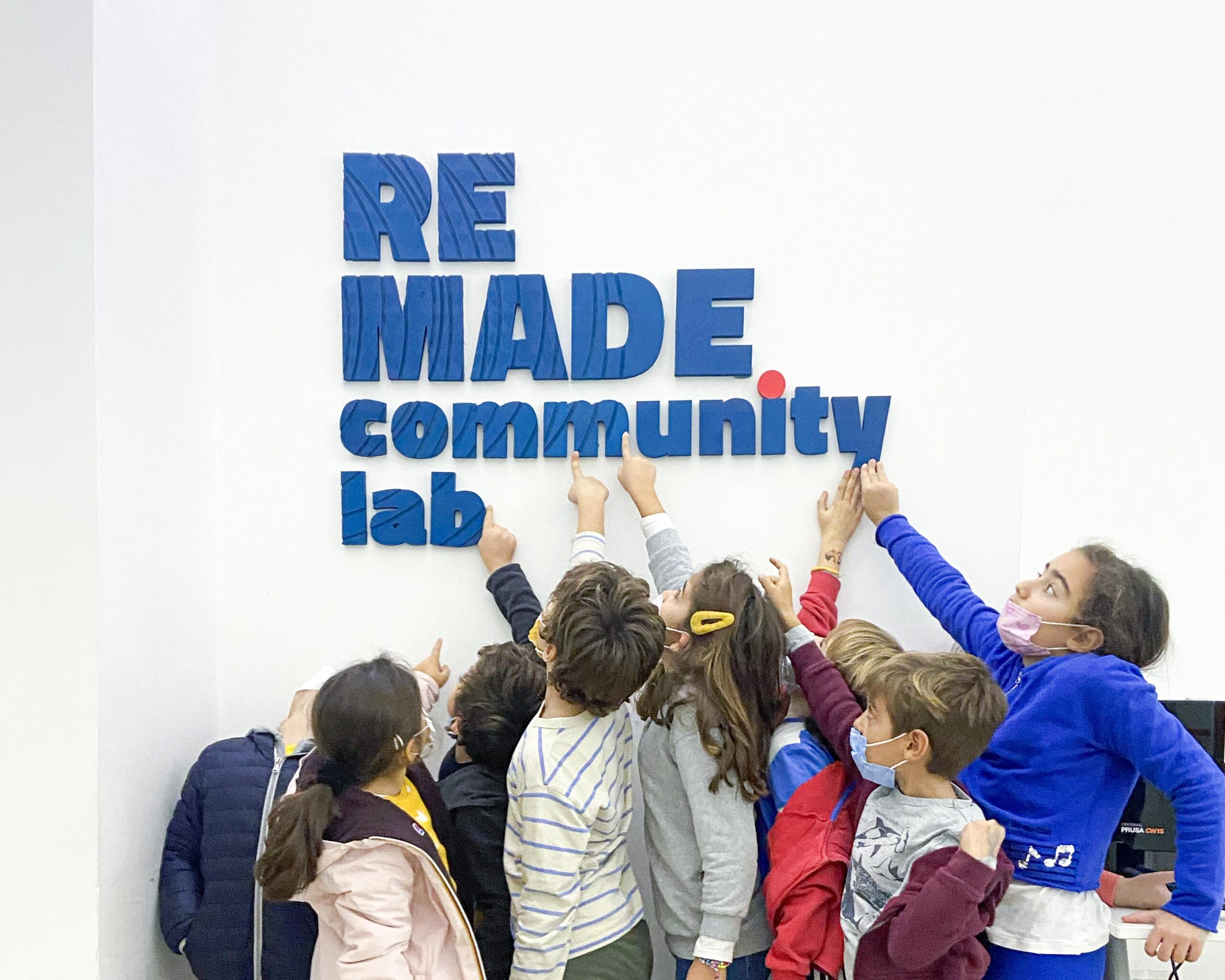 ReMade Community Lab_from waste to resource - d3yBLVpOhcoe.jpg
