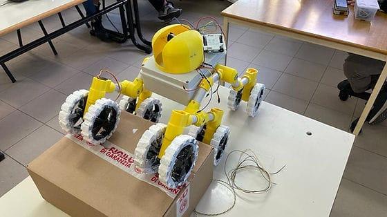 Robot ELIOS - fTdqGPnSk6TZ.jpeg