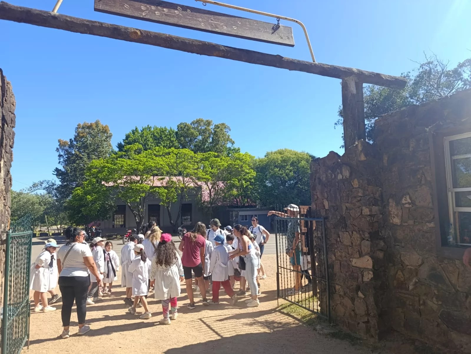 Piriápolis: Reserva del cerro Pan de Azúcar recibió 300 excursiones y casi 10.000 estudiantes en dos meses