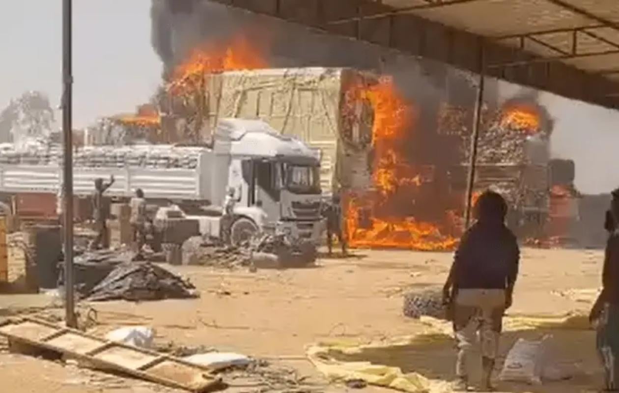11 Senegalese trucks en route to Mali set ablaze