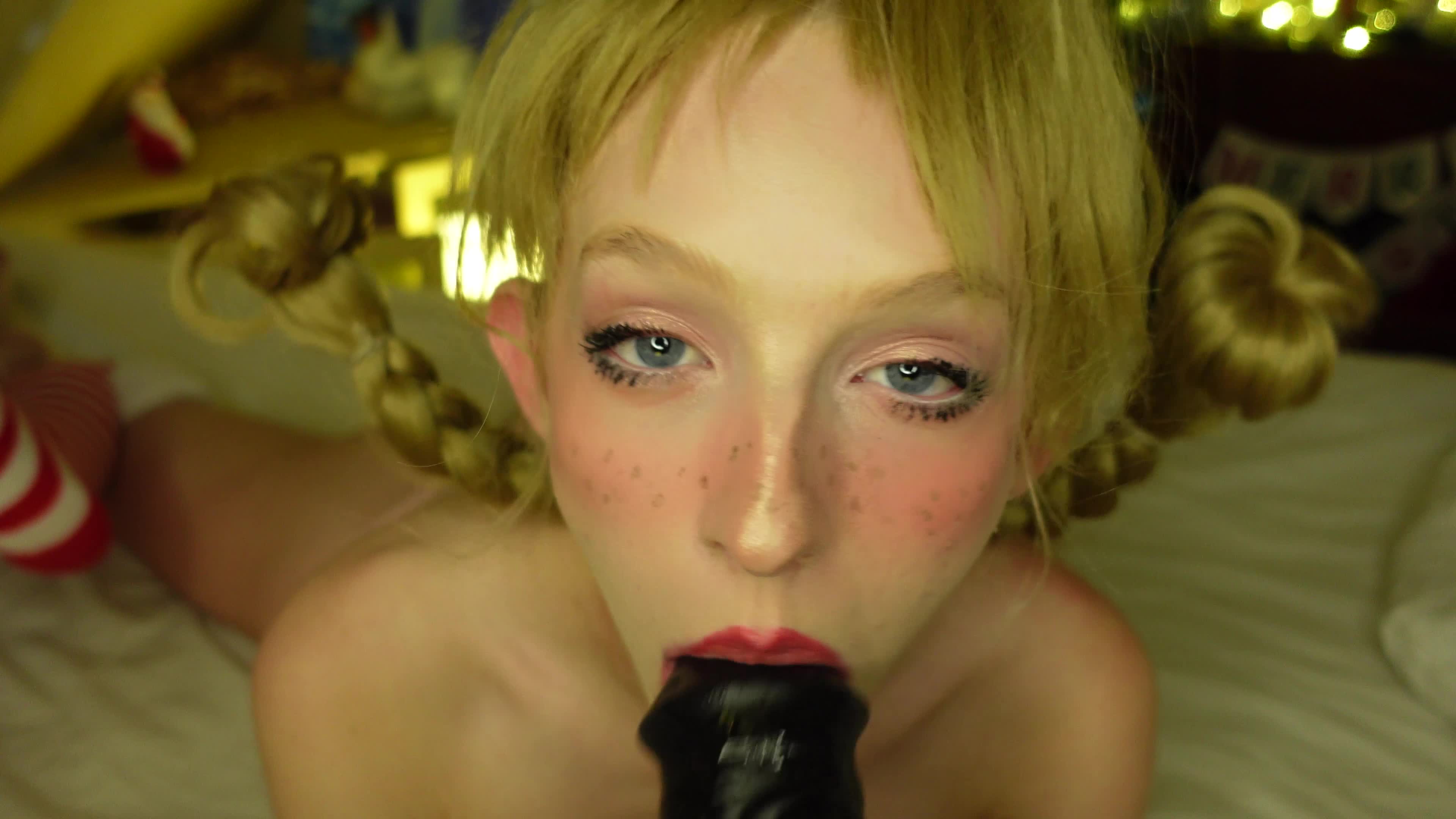 kwgirlx Cindy Lou Who Fucks The Grinch - Dildo Fucking - XFantazy.com