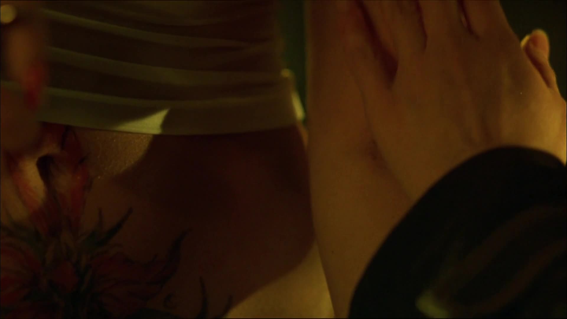 Kata Dobo, Michelle Goh, Elaine Tan – Out for a Kill (2003) HD 1080p -  [Celebrity porn] - XFantazy.com