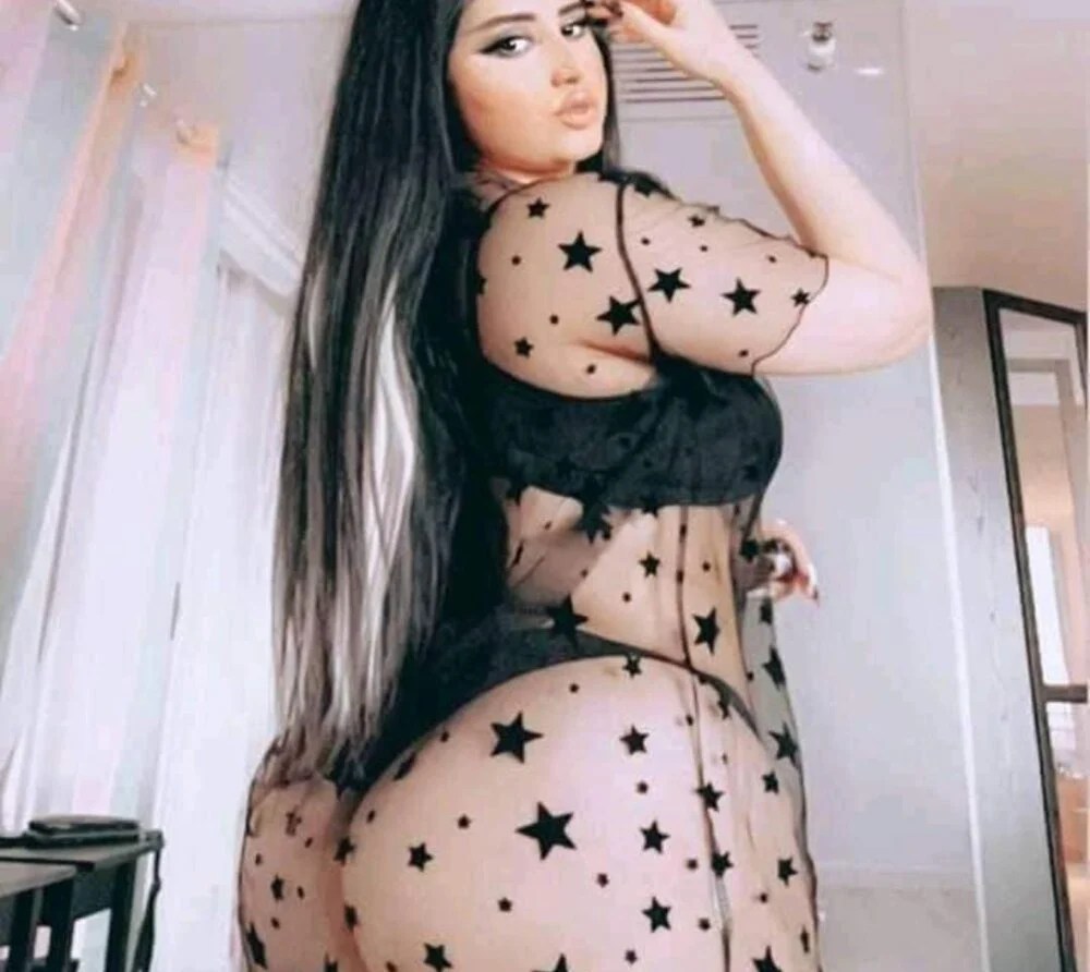 Chadia-arabe Webcam Model Profile | xHamsterLive