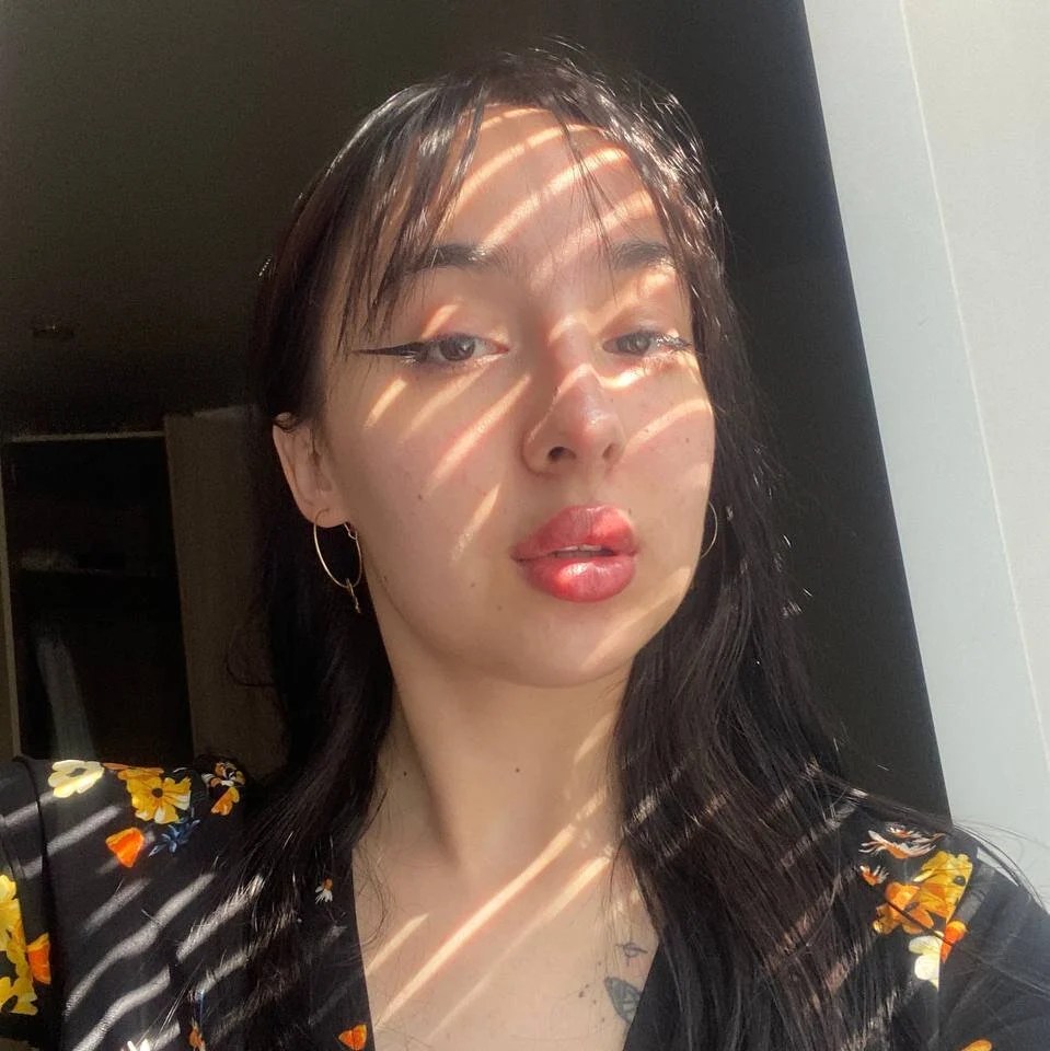 aishaclark Videos: Cam4 ChatUrbate Online - ONScreens.me