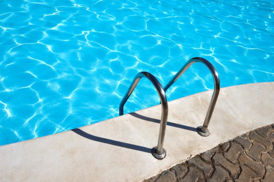 Piscine Privee A Louer Home Facebook