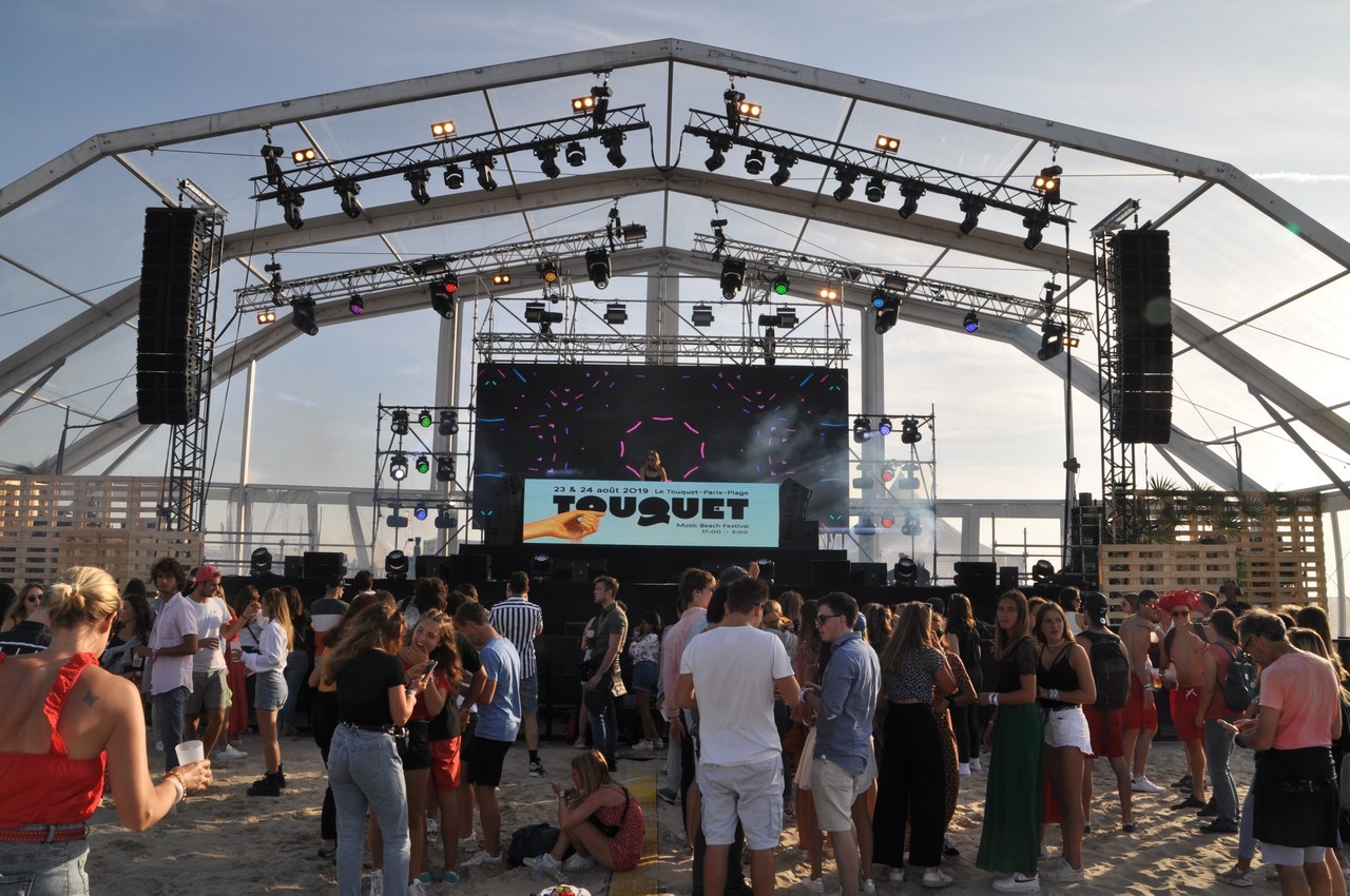 Find out who is playing live at touquet music beach festival 2022 in le touquet in aug 2022. Il Reste Des Places Pour Voir Paul Kalkbrenner Et Bob Sinclar Au Touquet Music Beach Festival Actu Pas De Calais