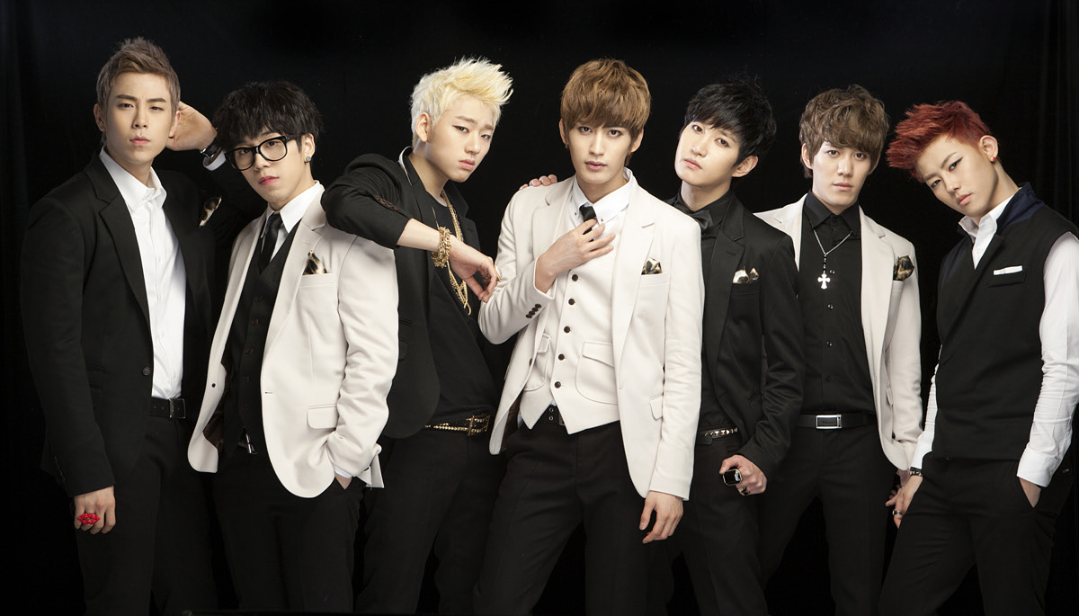블락비) ist eine südkoreanische boygroup die mit sieben mitgliedern in dem jahr 2011 von dem koreanischen produzenten cho pd gegründet . Block B K Pop Asiachan Kpop Image Board
