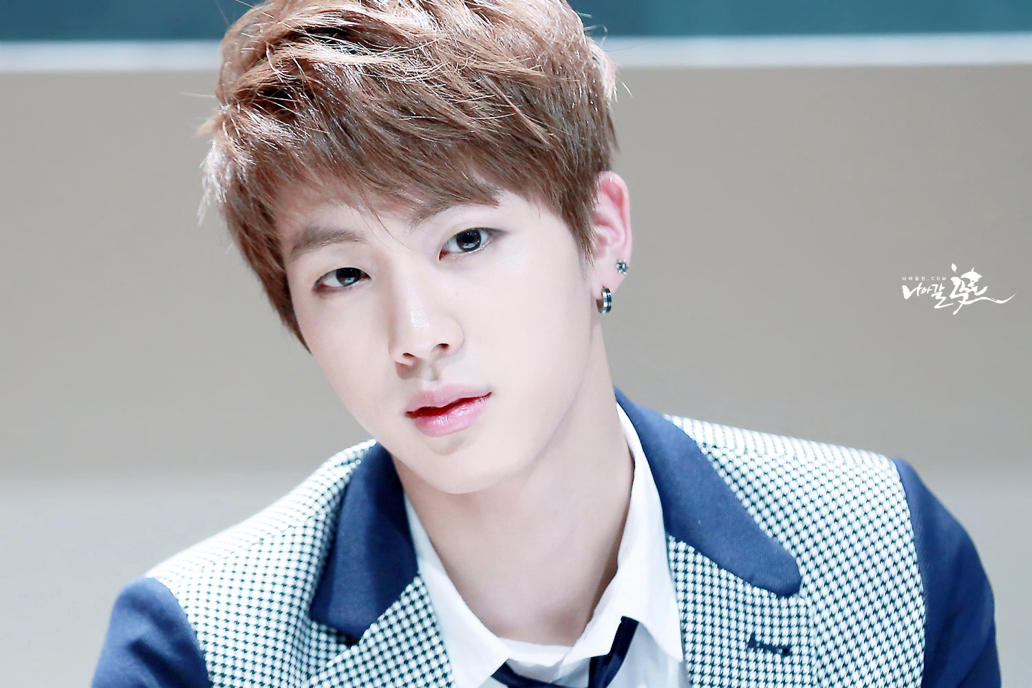 Download Gratis Gambar 1000 Images About Kim Seok Jin Trending On We Heart It Terupdate by Lampung Hits