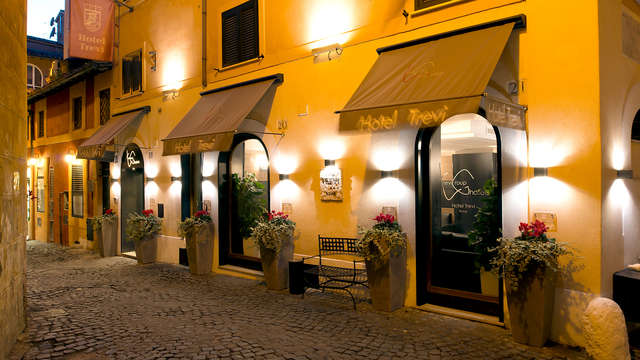 147, strada statale flaminia 0742381323 mobili produzione e ingrosso numero di telefono, indirizzo, cap, città, . Hotel Trevi 3* - Roma, Italia