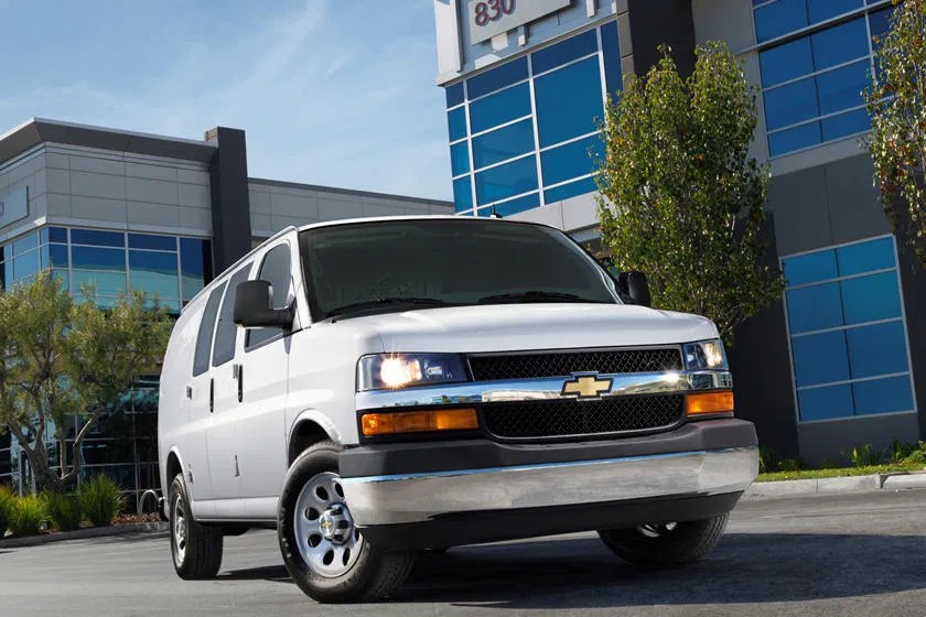 2021 chevrolet express 3500 performance review carindigocom on fastest car chevy van