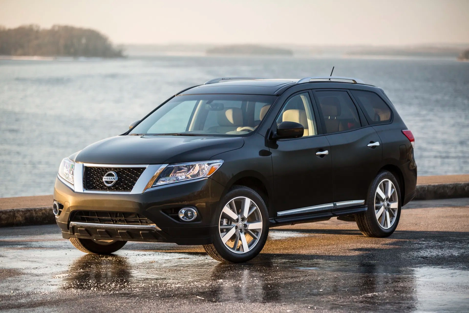 2016 Nissan Pathfinder Reviews Specs Photos 