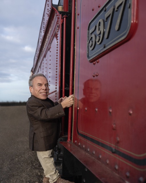 Warwick Davis Returns to the Wizarding World: What to Expect in HBO’s New HARRY POTTER Series! Warwick Davis Returns to the Wizarding World: What to Expect in HBO’s New HARRY POTTER Series!
