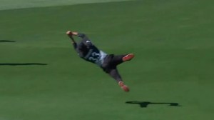 Watch: Tim Robinson takes Glenn Phillips-like flying catch to dismiss Shadab Khan in 1st NZ vs PAK T20I