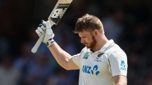 "Unbelievable": Fans go wild as Glenn Phillips scores maiden Test hundred after surviving Jofra Archer's fiery spell