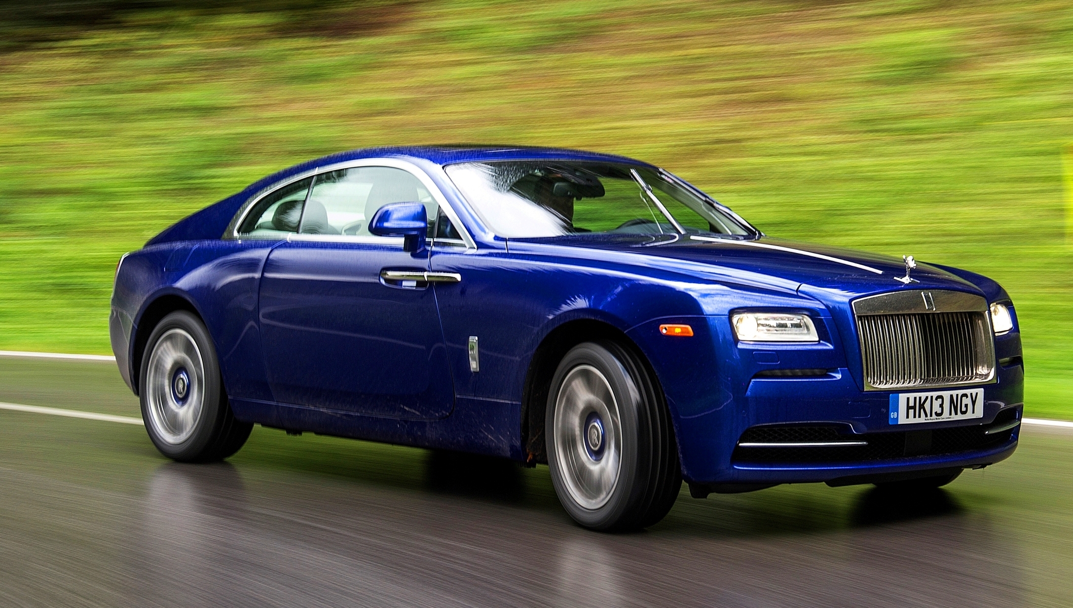 Gia Ban Cac Dong Xe Rolls Royce Chinh Hang Tại Việt Nam
