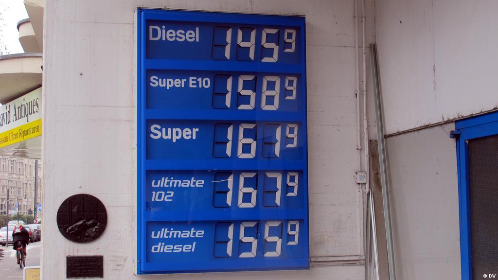 Ovo Je Besramno Rekordne Cijene Benzina Na Njemackim Crpkama Prica Dana Dw 06 03 2012