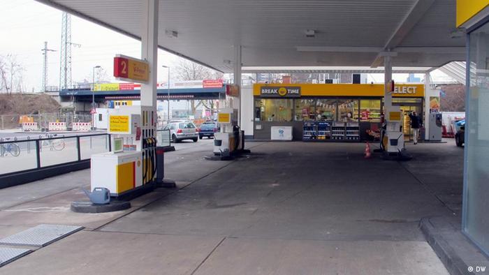 Ovo Je Besramno Rekordne Cijene Benzina Na Njemackim Crpkama Prica Dana Dw 06 03 2012
