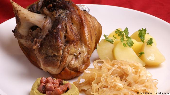 Was Unbedingt Zu Kaffee Und Kuchen Gehort Und Warum Die Ganze Welt Diese Kleine Typisch Deutsche Auszeit Am Nachmittag So Gerne Mag Vapiano