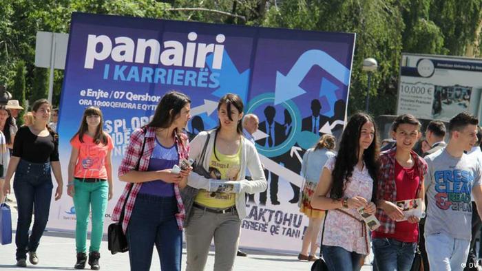 Mladi Sa Balkana Poliglote Gladne Znanja I Putovanja Kiosk Dw 31 07 2015
