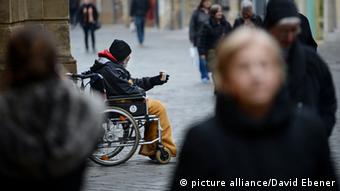 Das Christliches Menschenbild Und Die Sterbehilfe Kultur Dw 14 11 2014