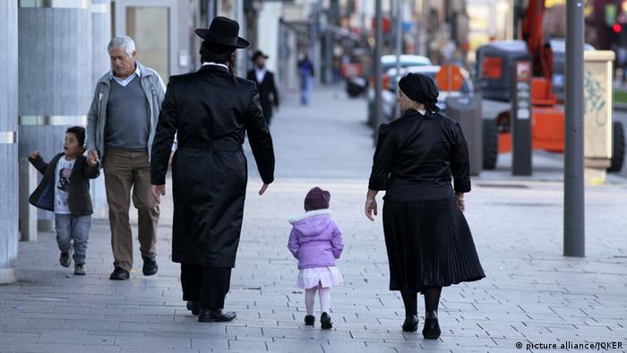 Novi Strah Zidova U Europi Kiosk Dw 17 02 2015