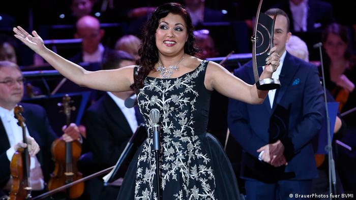 18 hours ago · анна нетребко, больше месяца хранившая молчание, осудила войну на украине и заявила, что никогда не получала финансовой поддержки от правительства россии. Anna Netrebko Vse Zhe Vystupit V Myunhene Kultura I Stil Zhizni V Germanii I Evrope Dw 06 11 2014