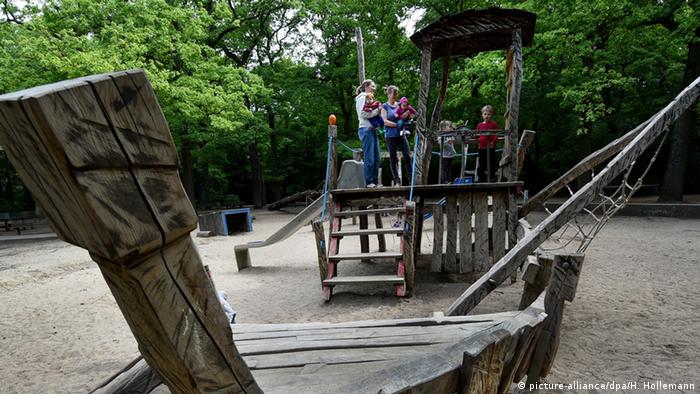 как нарисовать роды