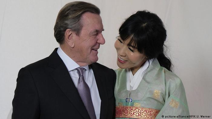 Screenshot funke mediengruppe gerhard schröder wird immer weiter isoliert Å¾·å½åæ»çæ½ç½å¾·ç¬¬äºæ¬¡è¿å¥å©å§»æ®¿å&nbsp; Å¾·å½æ°é» Dw 06 10 2018