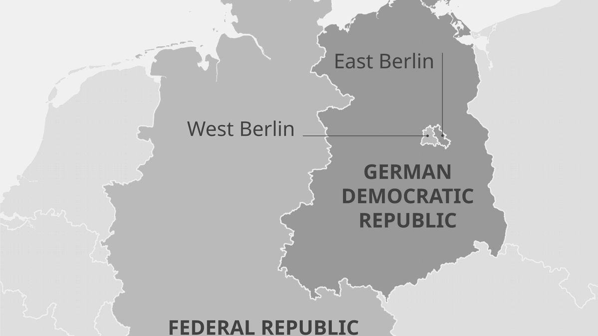 West Germany 50722132 605 