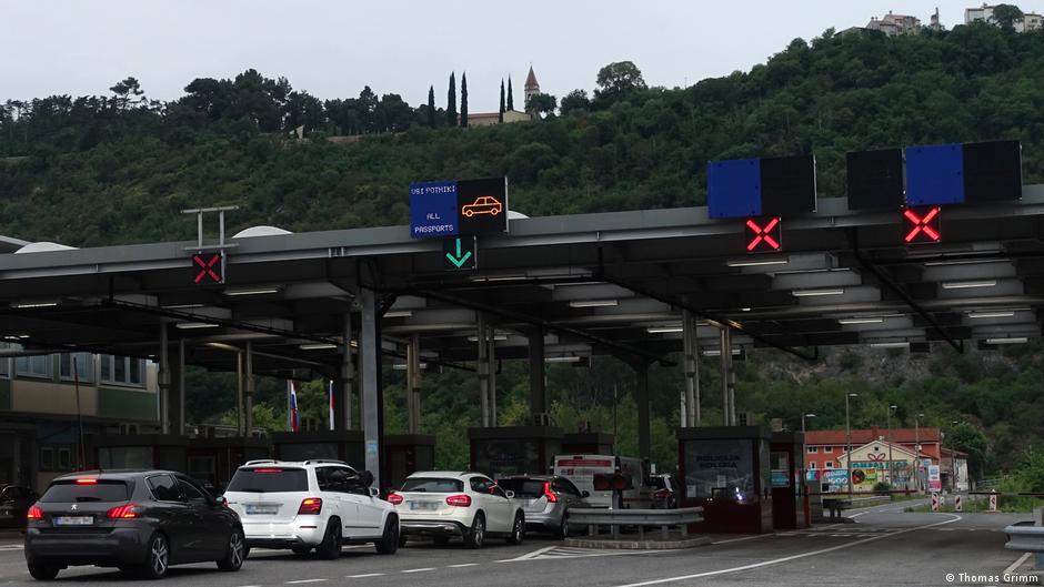 Korona Bih Ispala Sa Eu Liste Za Otvaranje Granica Politika Dw 01 07 2020