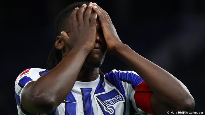 Eintracht frankfurt » bilanz gegen hertha bsc. Eintracht Frankfurt Zu Stark Fur Hertha Bsc Sport Dw 26 09 2020