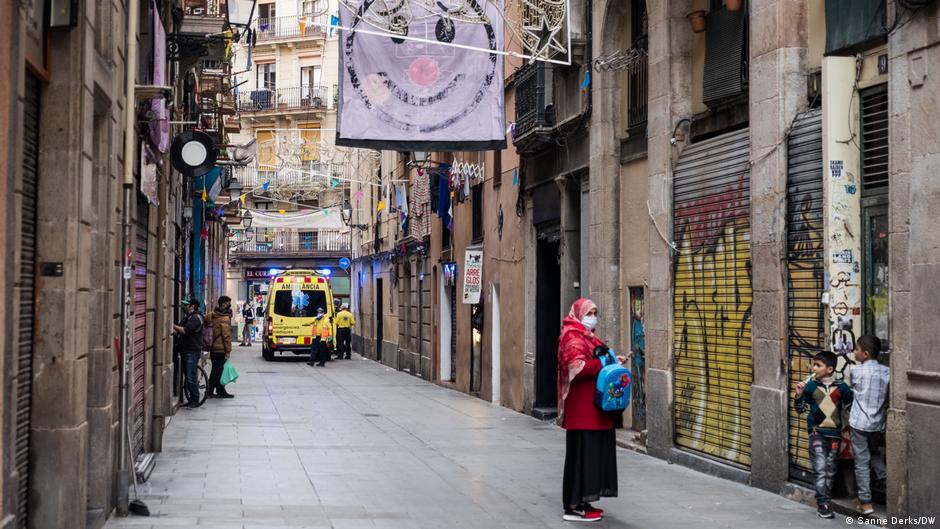 Relax by day, party by night in this bustling destination. Barcelona A City Shut Down By Covid 19 All Media Content Dw 13 12 2020