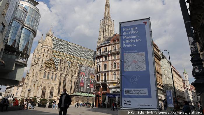 Sollten sie in wien erkranken, wird bestens für sie gesorgt. Wien Ausgangssperre Welche Ausgangssperre Wirtschaft Dw 26 04 2021