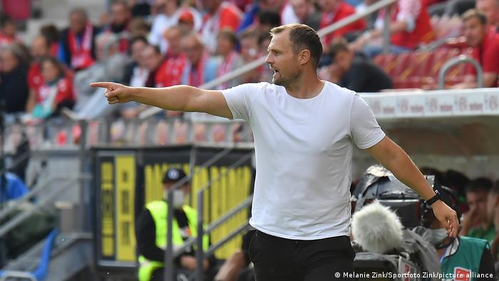 Bo Svensson Should Be Fsv Makes Old Friends A Coach In doing so head coach Bo Svensson has helped mastermind the greatest escape of the Bundesliga era.
