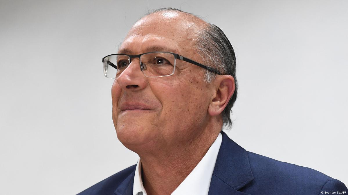 Alckmin é um dos fundadores do psdb, partido que deixou no ano passado. Alckmin Anuncia Que Se Filiara Ao Psb Dw 18 03 2022