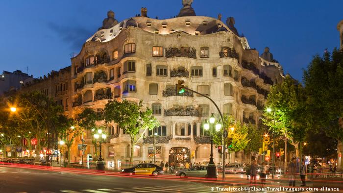 The barcelona city guide that shows you&nbsp;. Iconic European Cities Barcelona All Media Content Dw 09 02 2022