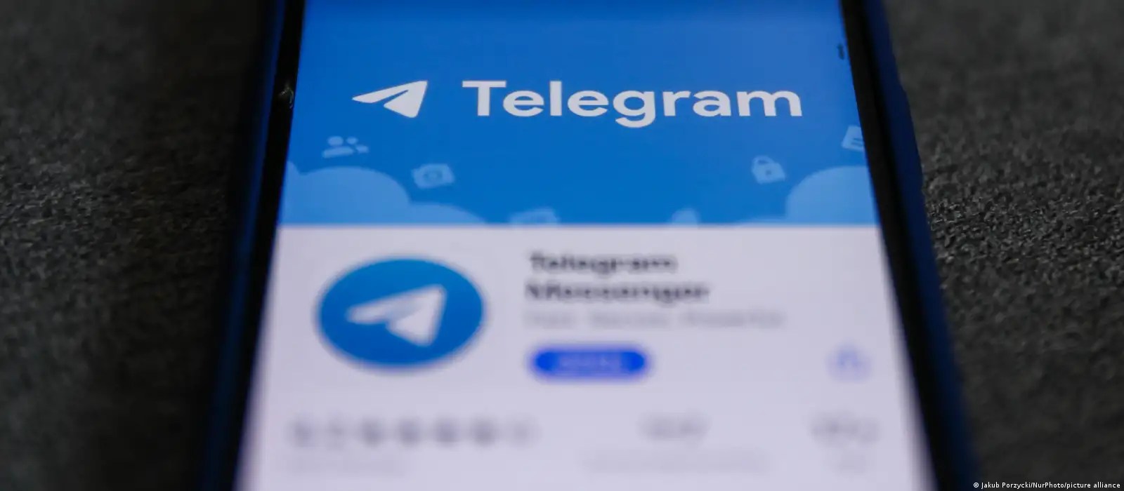 China: Telegram group sparks outrage over voyeur videos – DW – 07312025