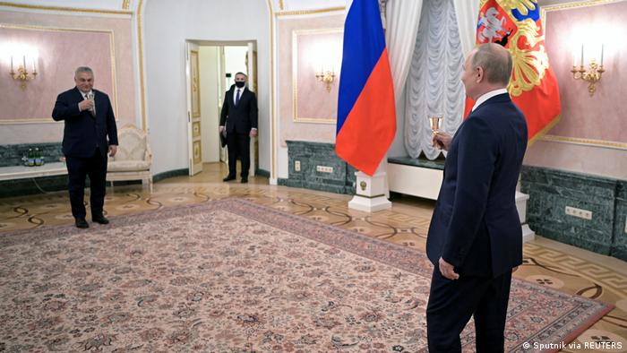 Он считает, что они должны быть . Oshushenie Predatelstva Chto Pishut Smi Frg O Vstreche Orbana I Putina Evropa I Evropejcy Novosti I Analitika Dw 02 02 2022