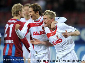Axel Bellinghausen Wikipedia Axel Bellinghausen of Augsburg celebrates his teams first goal with team mates during the Bundesliga match between Hannover 96 and FC Augsburg at AWD.