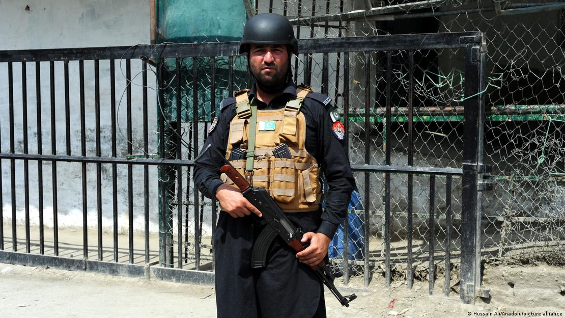 Un soldado pakistaní en la frontera con Afganistán.