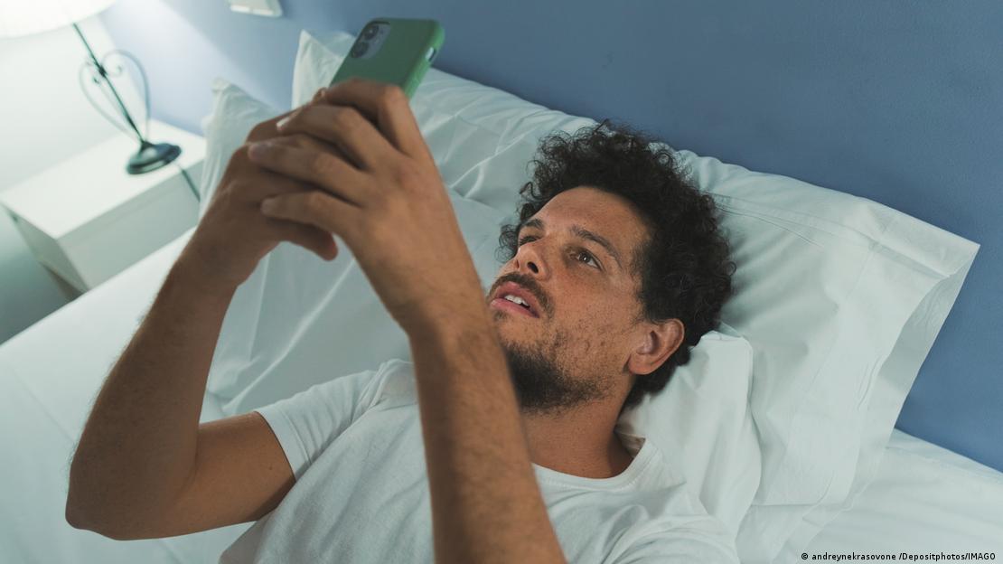 El estudio puntualiza que las redes sociales no son más perjudiciales que otras actividades frente a una pantalla. 