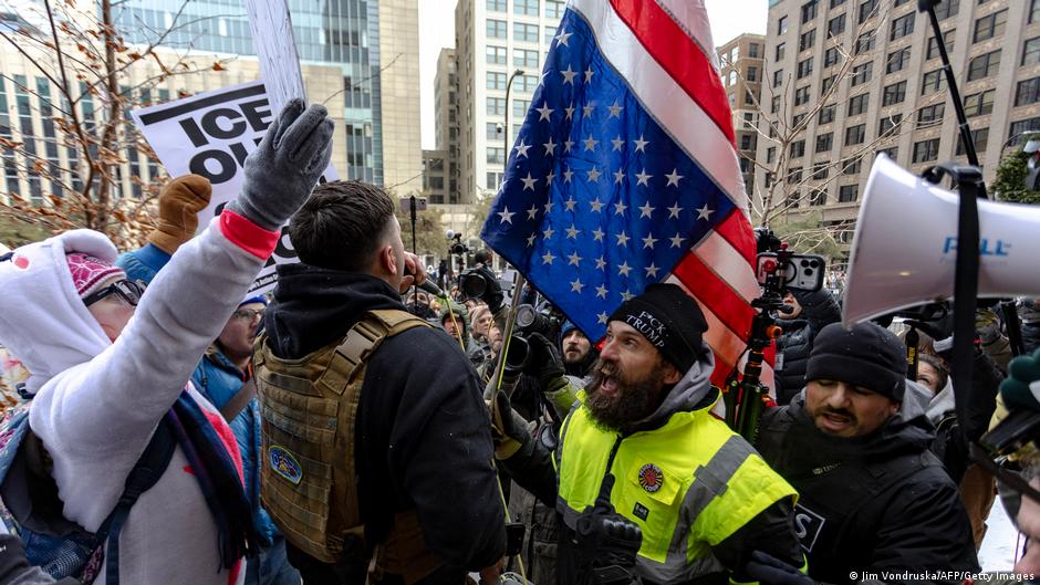 Minneapolis Showdown: Anti-ICE Protesters Face Off Against Far-Right Group