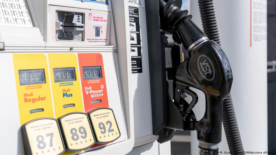 El impacto del bloqueo de EE.UU. en los puertos iraníes: ¿Qué significa para el precio del petróleo? (2026)