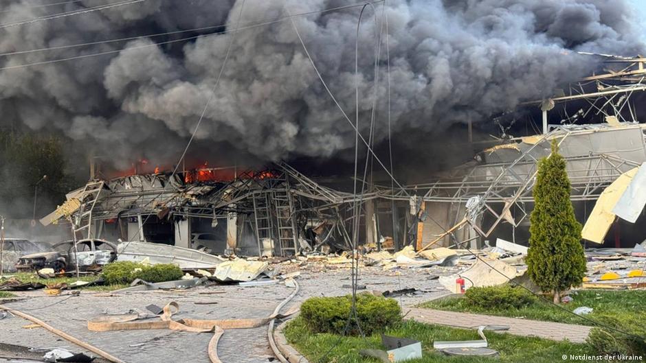 Ukraine Accuses Russia of Breaking Ceasefire: Deadly Attacks Continue (2026)