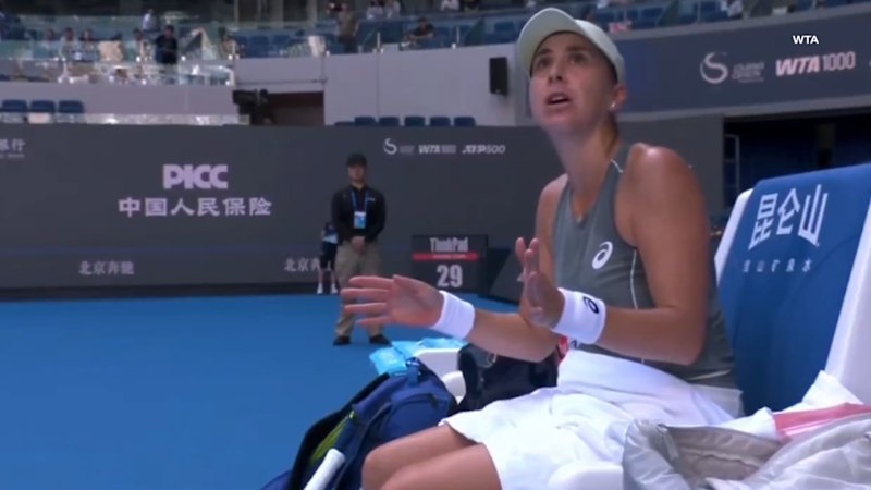 Bencic snaps at Gauff mid-match